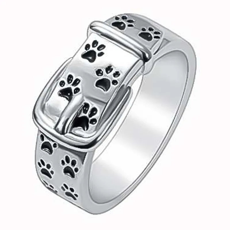 Playful Collar-Inspired Paw Ring
