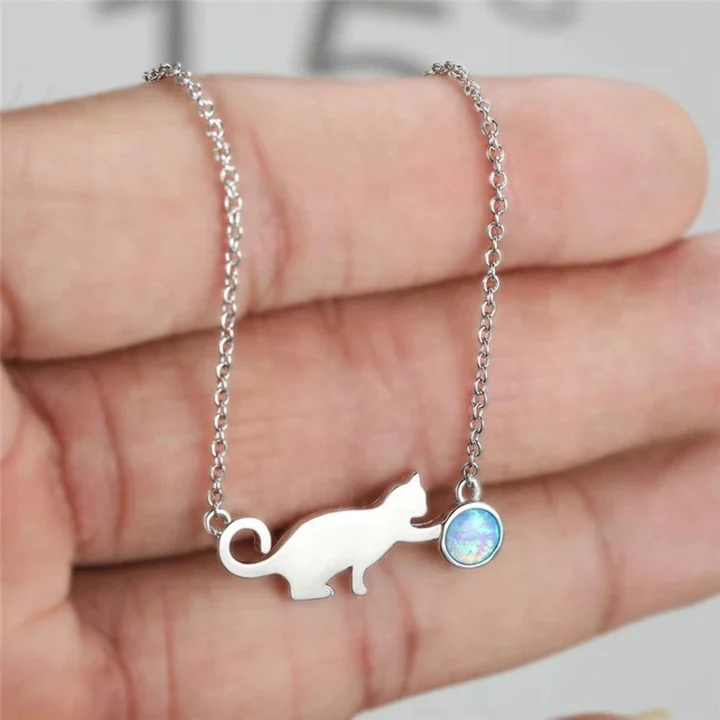 Retro Cat Paw Necklace